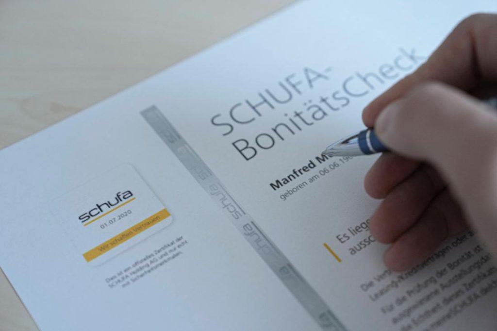 SCHUFA-Auskunft für die Wohnungssuche: Welche Daten Vermieter sehen dürfen SCHUFA-Auskunft für die Wohnungssuche: Welche Daten Vermieter sehen dürfen