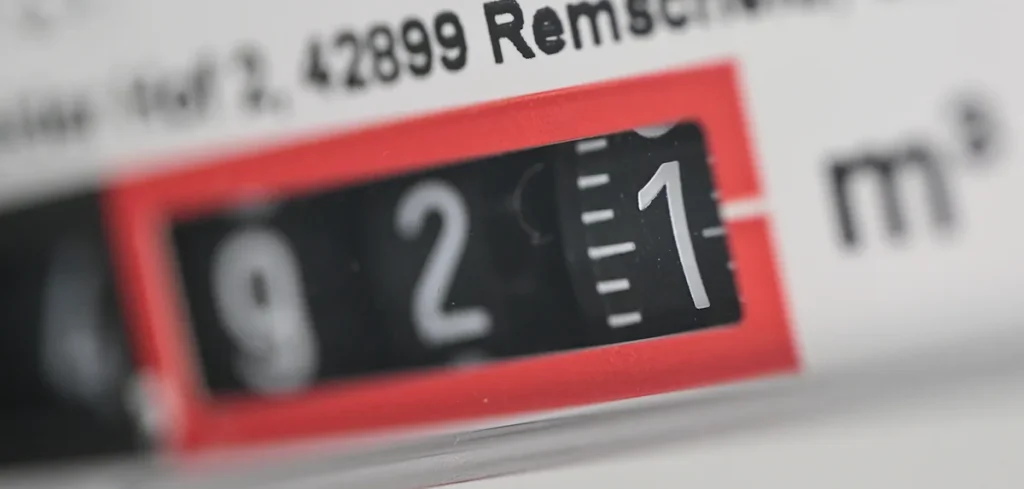 Strom- oder Gaspreiserhöhung im Mietshaus: Was Mieter in Verträgen und Nebenkosten prüfen