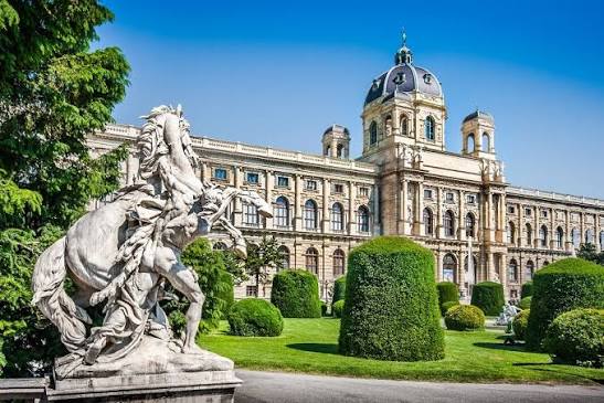 Wohnen in Wien 2026: Mietpreise, Gemeindebau und Mietrecht im Vergleich zu Deutschland
