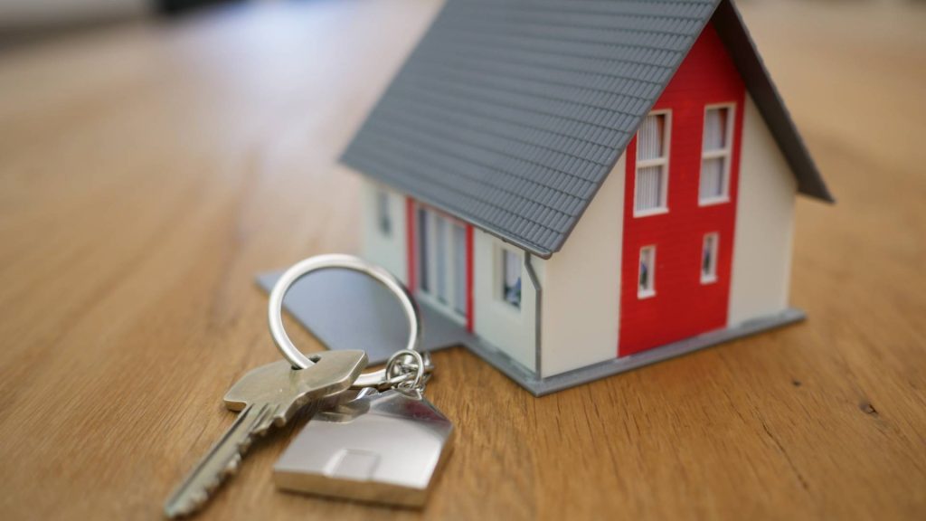Besichtigung durch Vermieter: Wann darf er in die Wohnung – und wann nicht? Besichtigung durch Vermieter: Wann darf er in die Wohnung – und wann nicht?
