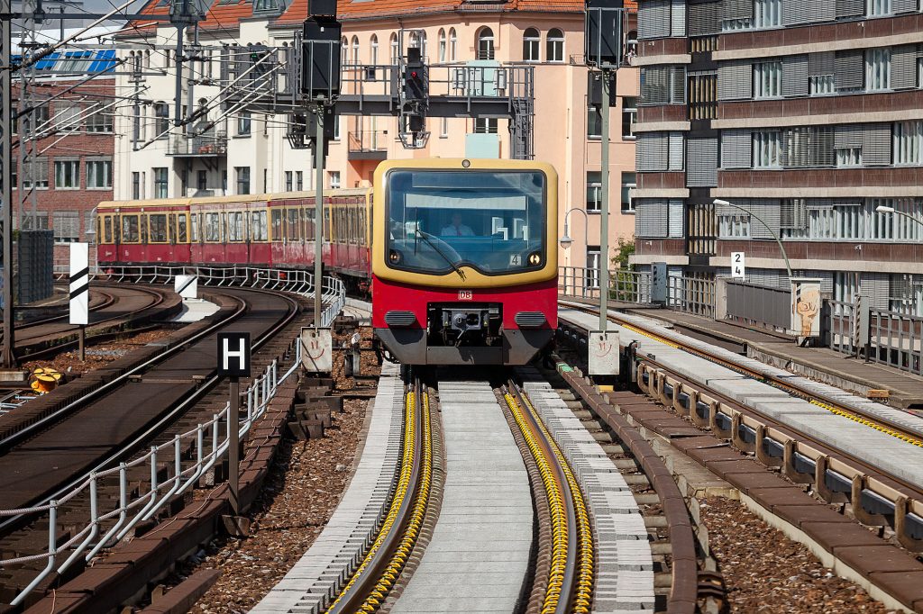 Berlin oder Potsdam: Wo lohnt sich Wohnen 2026 beiMieten, Verkehr, Infrastruktur und Lebensqualität mehr? Berlin oder Potsdam: Wo lohnt sich Wohnen 2026 beiMieten, Verkehr, Infrastruktur und Lebensqualität mehr?